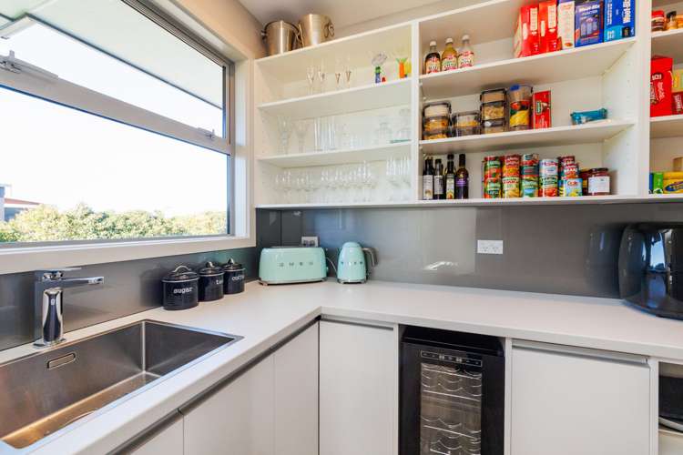 29 Roots Street East Feilding_3