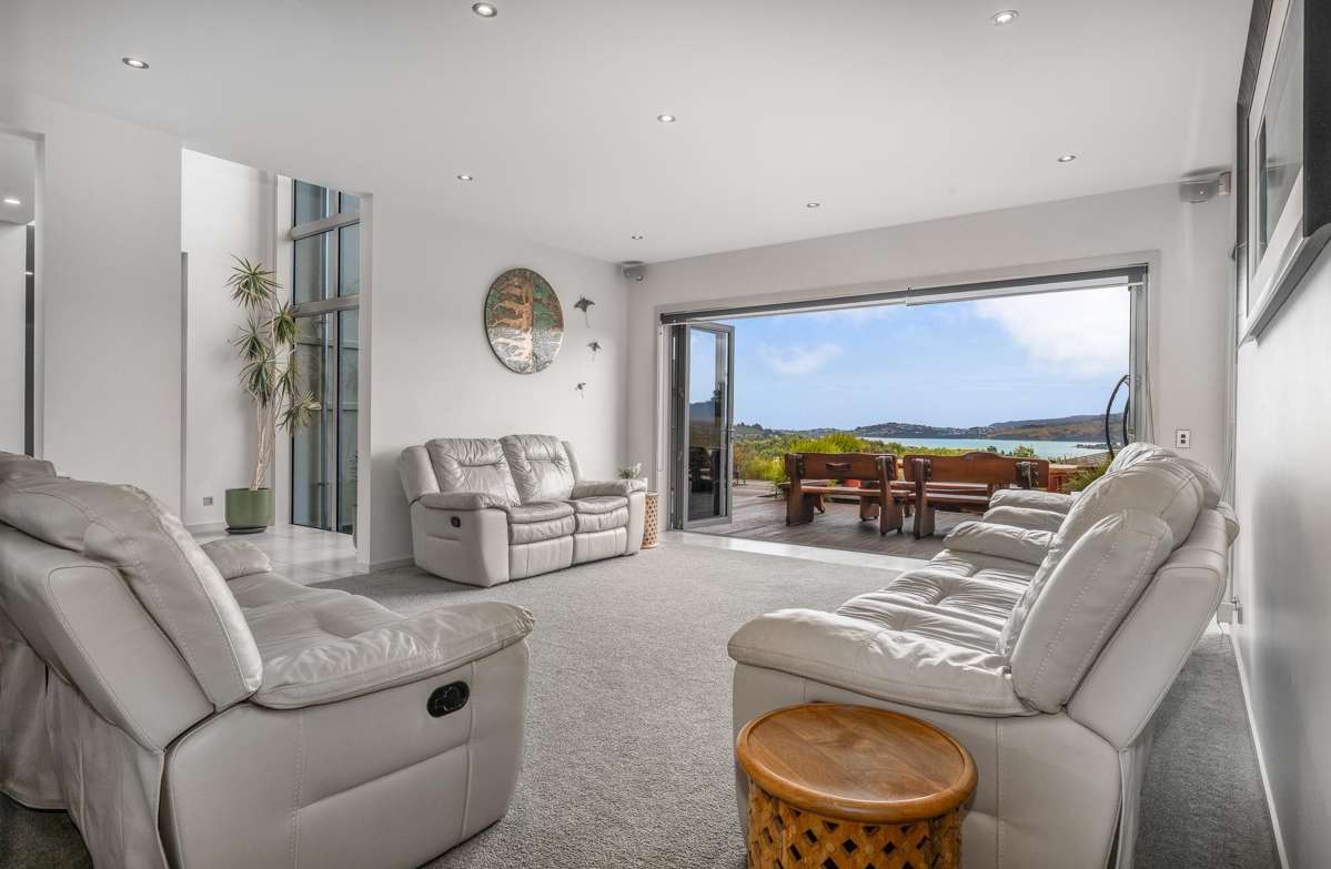 75B Paremata Haywards Road_2