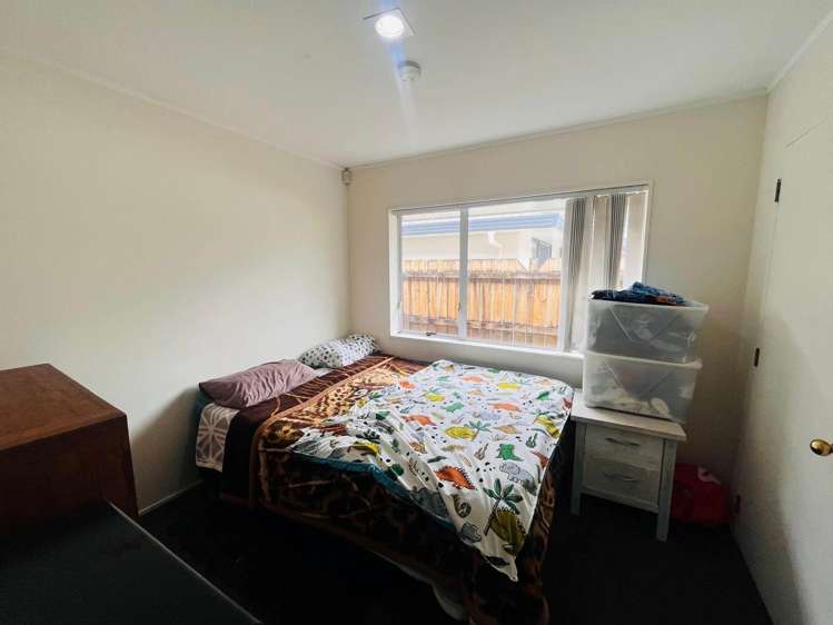 2/1 Amadeus Place Northpark_7