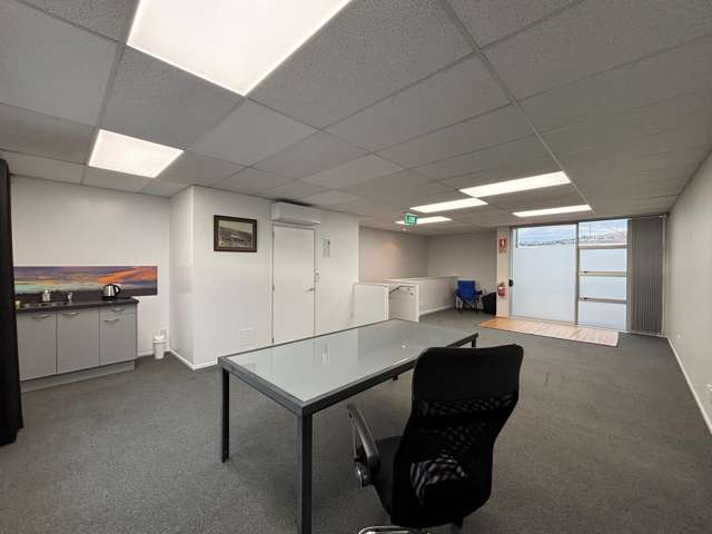 2/14 Broad Street Woolston_4