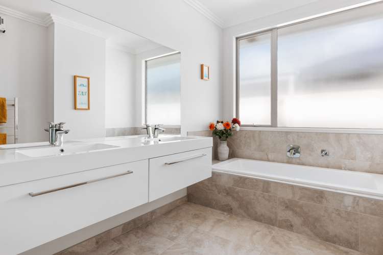 1 Charlotte Drive Omokoroa_30