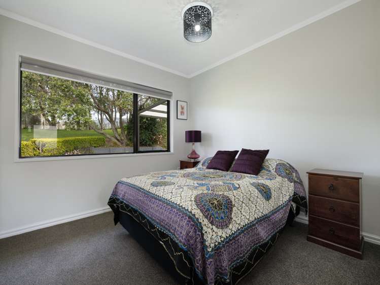 213 Upland Road Aongatete_13