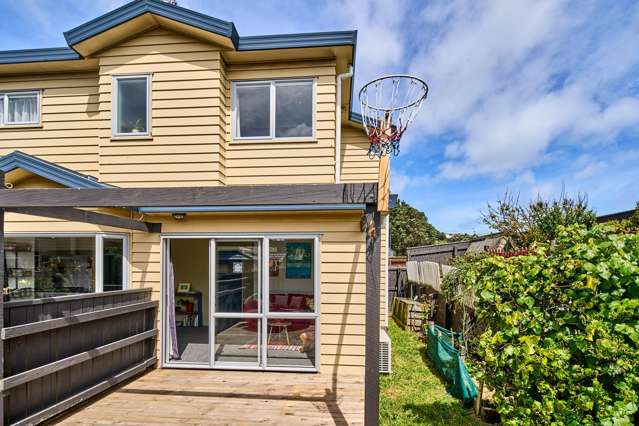 Coastal Living Made Easy — Family Fun & Fresh Air!