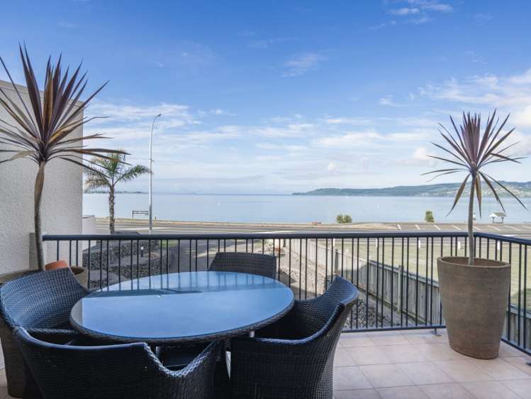 3/144 Lake Terrace Taupo_2