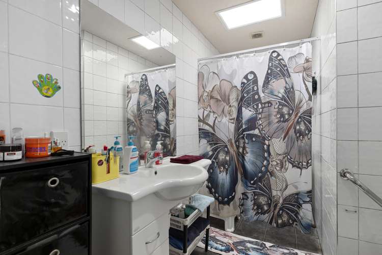 2/201 Massey Street Frankton_7