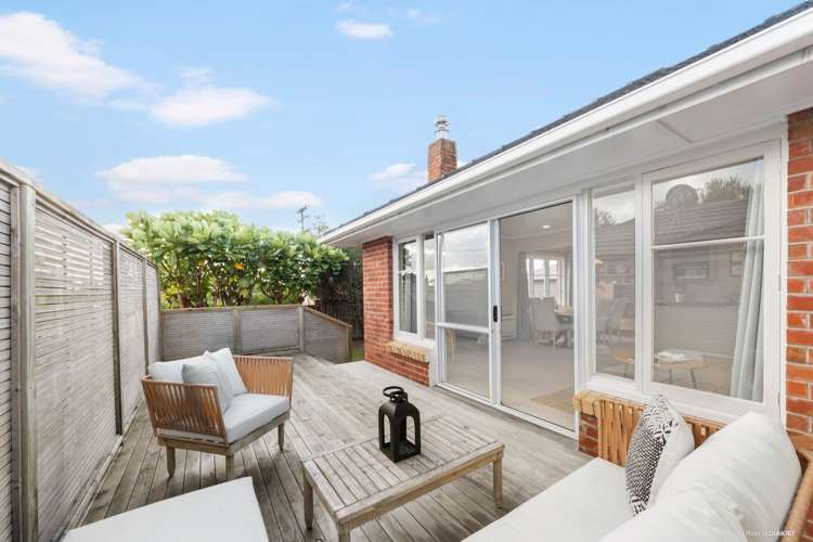 15a Ward Crescent Te Atatu Peninsula_12