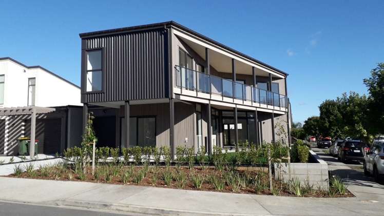 2 Liquidambar Drive Hobsonville_0