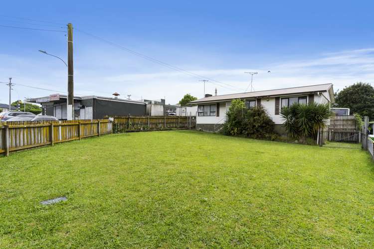 2 Kirton Crescent Manurewa_15