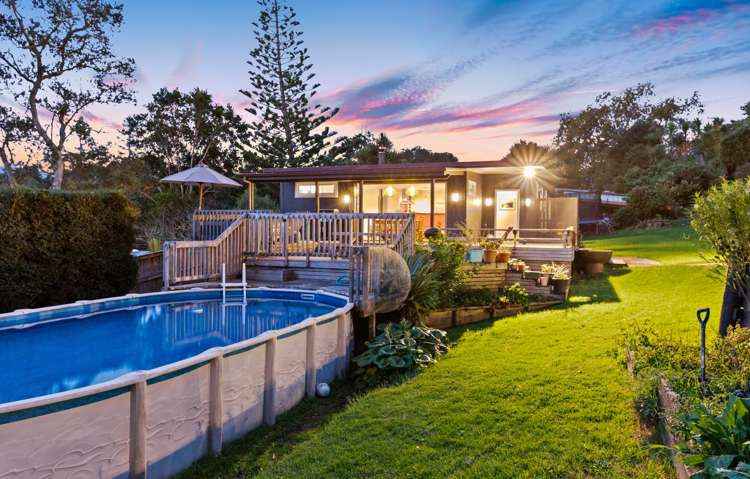 144 Victory Road Laingholm_21