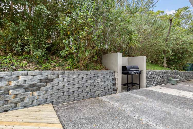 1/10 Vonnell Place Birkdale_11