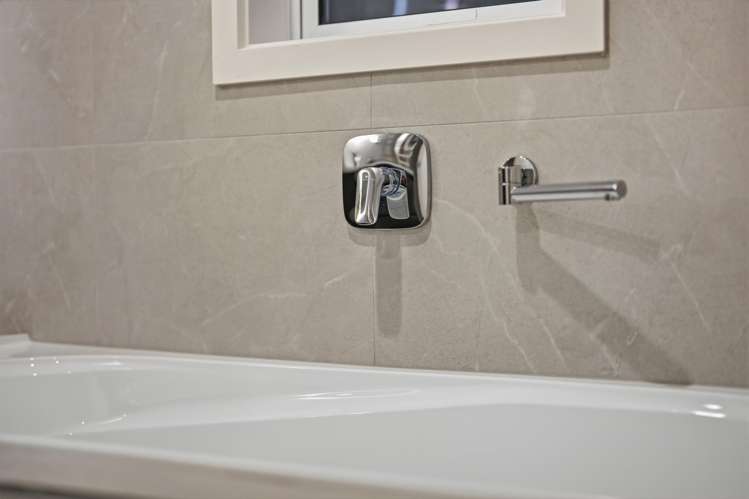 1 Parkland Loop Milldale_24