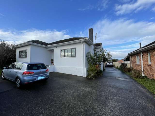 3 Bedroom character home in Mt Roskill