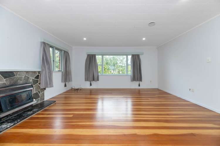 42 West Lynn Road Titirangi_12