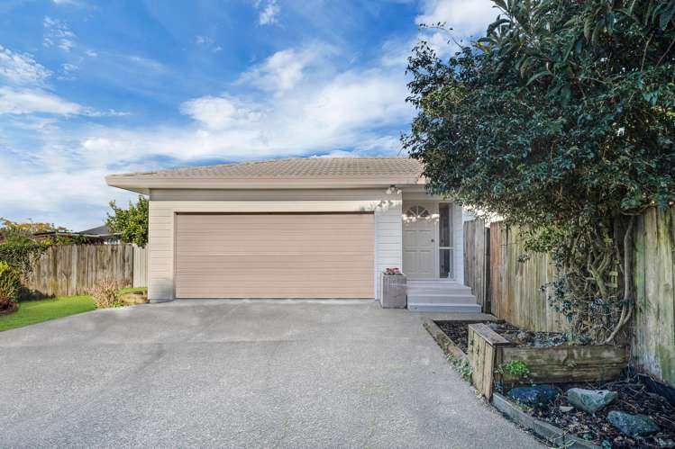 2/105 Carnoustie Drive Wattle Downs_16