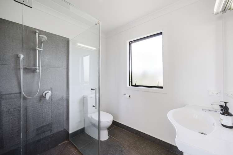 19 Coronation Avenue Pukekohe_11