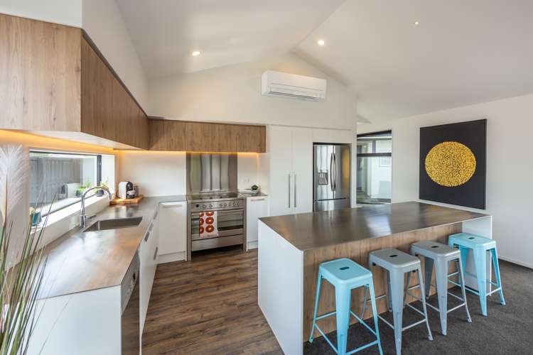 96 Oaks Drive Lincoln_7