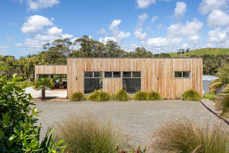 463 Fordyce Road Helensville_32