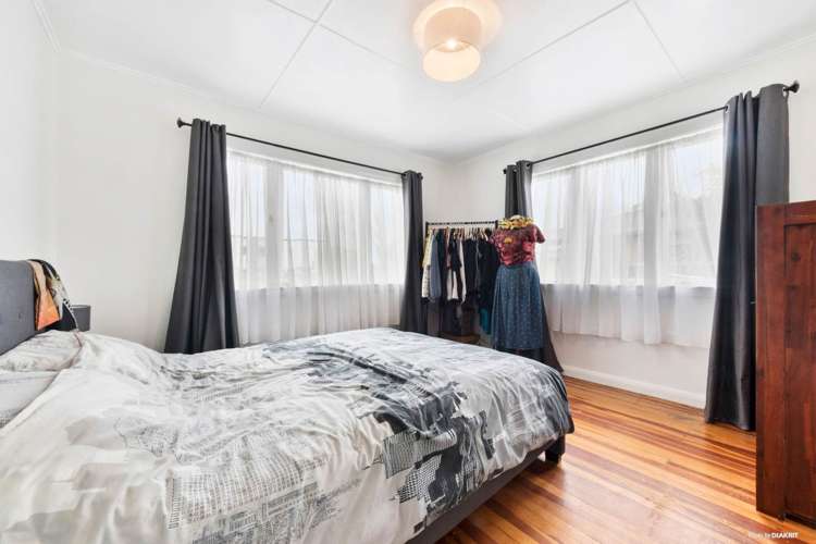 7 Arney Road Ranui_8