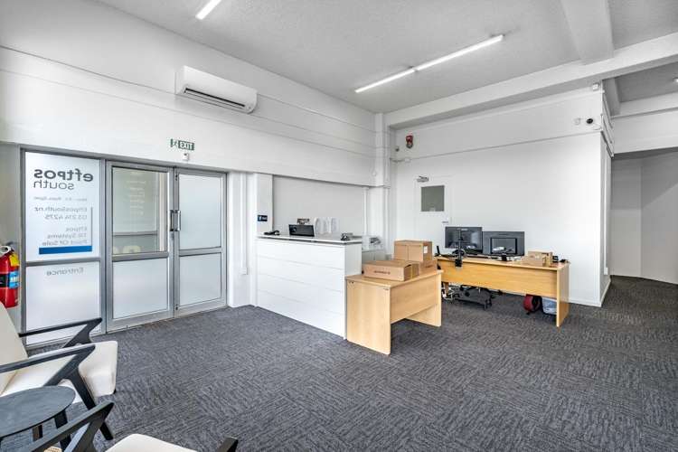 228 Dee Street and 11 Earnslaw Street Avenal_17