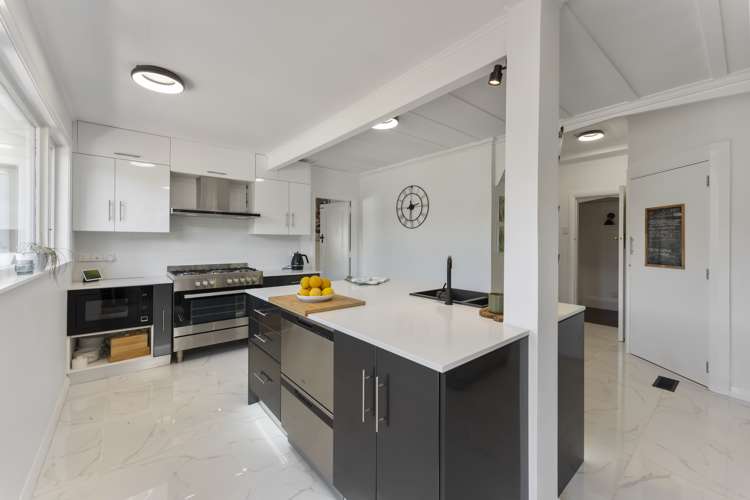 4 Puriri Street Miramar_6