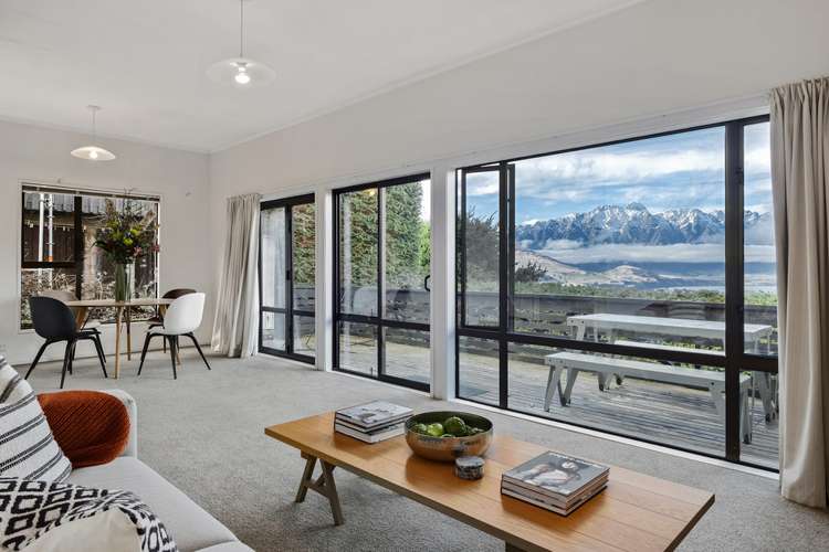 37b Greenstone Place Fernhill/Sunshine Bay_0