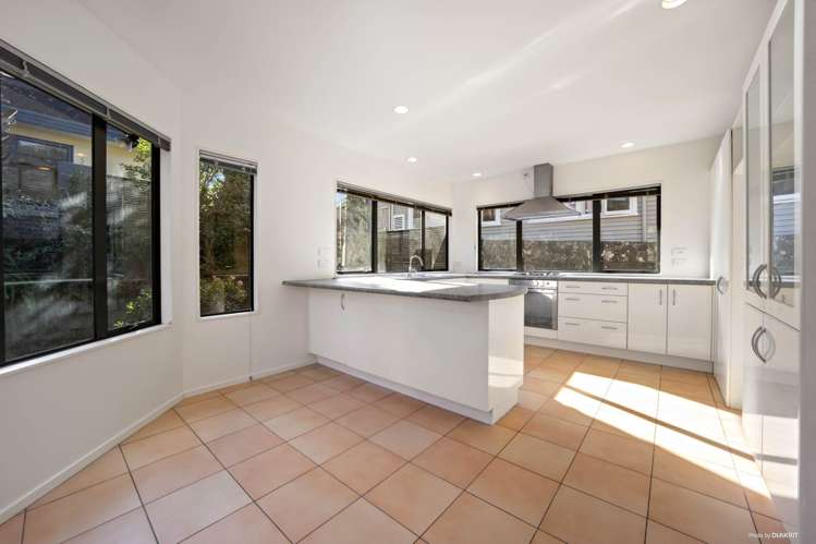 169 Landscape Road Mt Eden_6
