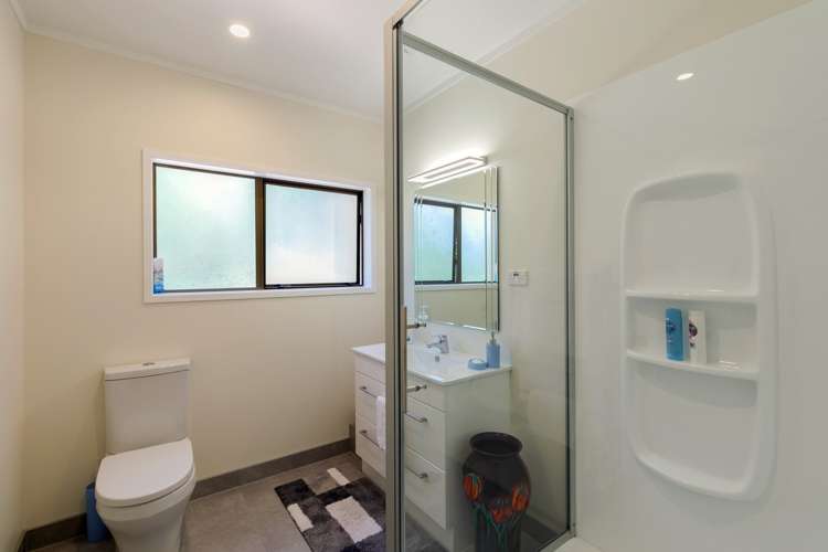 8 Raymond Terrace Northcote_23