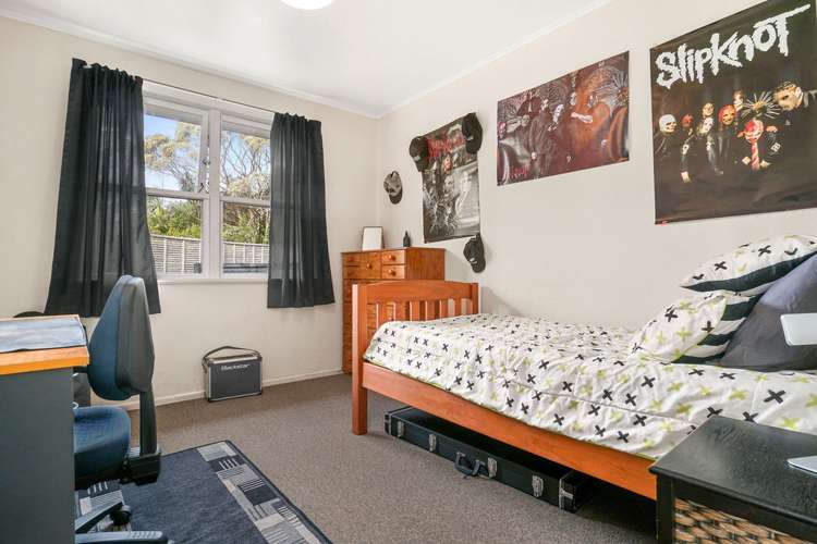 8 Sunray Avenue Titirangi_10