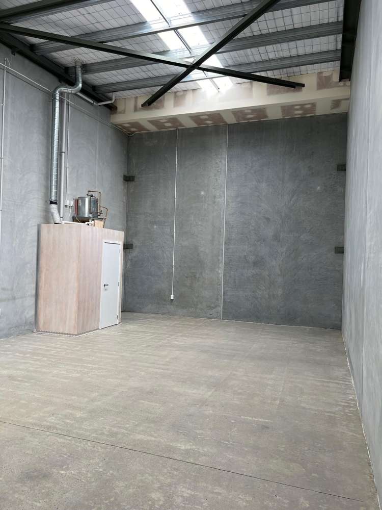 6/20 William Earp Place Tawa_3