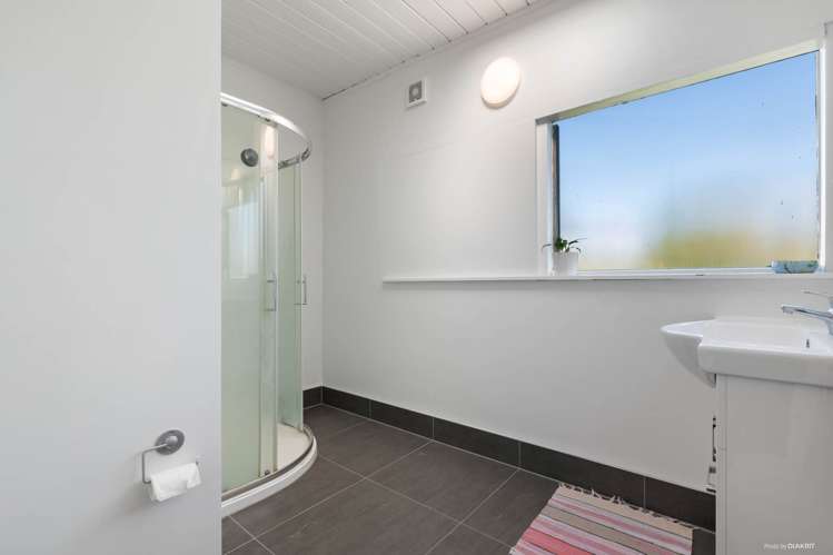 156 Bleakhouse Road Mellons Bay_8