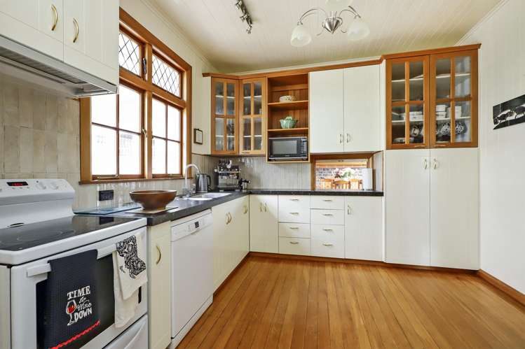 605 Dennett Street Mahora_2