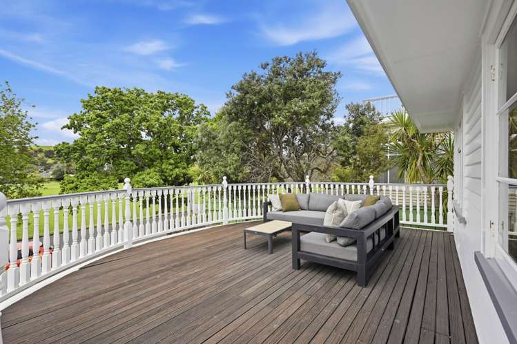 23 Cambridge Terrace Devonport_37