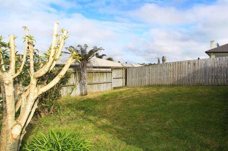 73 Target Road Totara Vale_10