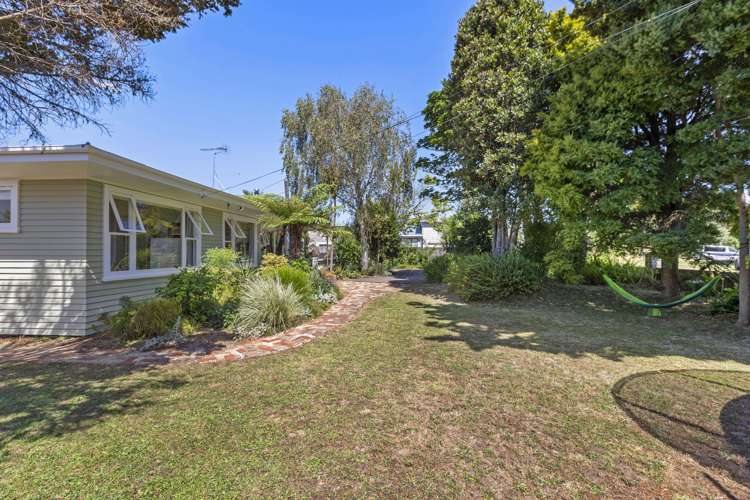 21 Lorenzen Bay Road Raglan_26