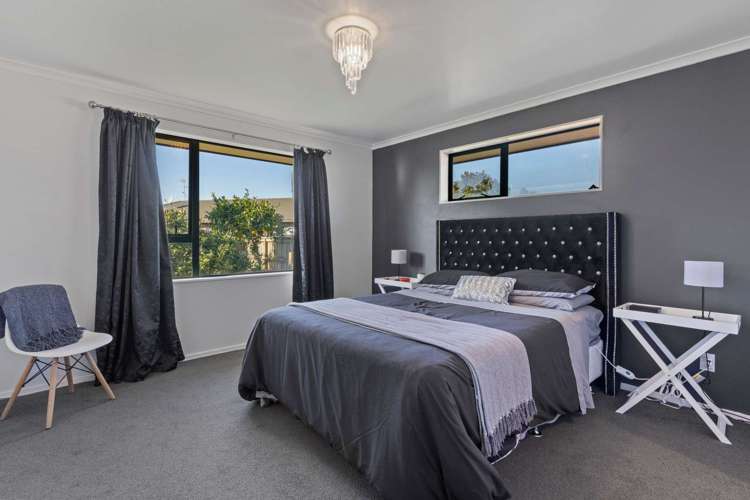 19 Farnborough Drive Nawton_10