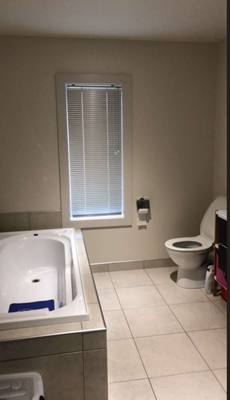 24 The Circle 1114_9