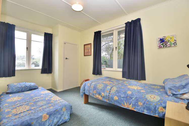 15 Charles Street Carterton_13