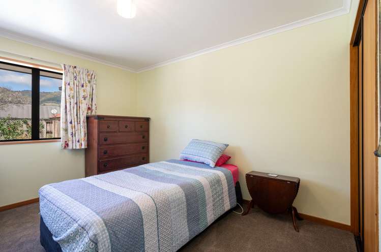 5 Holdaway Grove Richmond_19