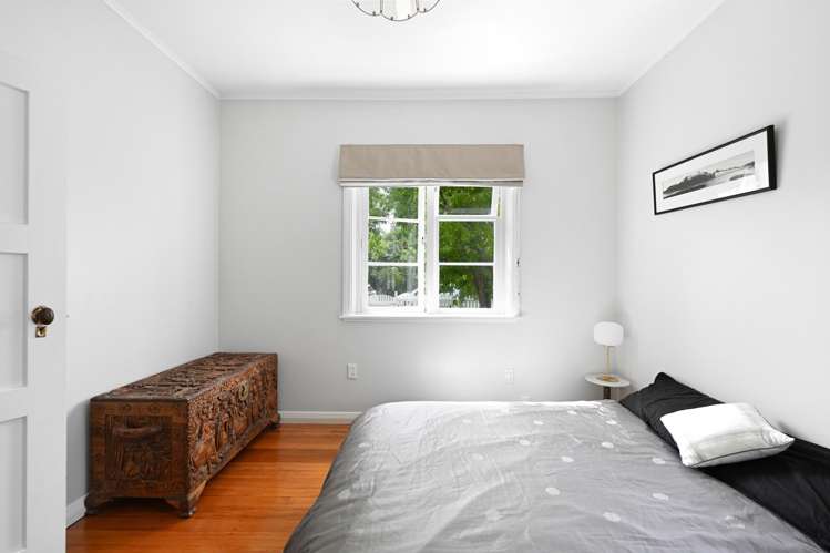 4 Valley Terrace Hamilton Central_17