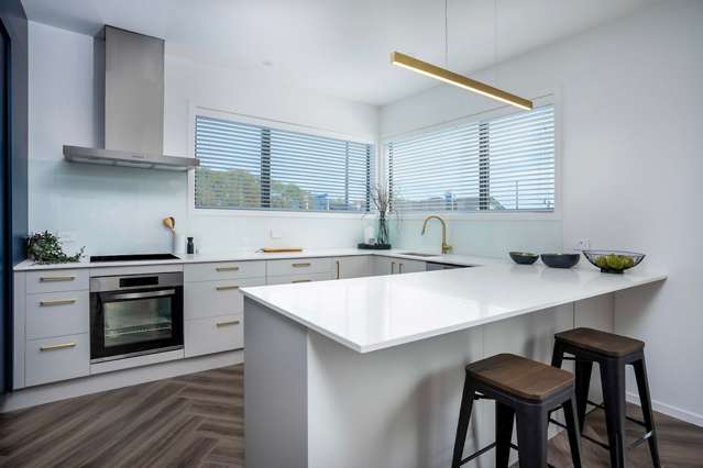 34 Metoriti Crescent Karaka_4