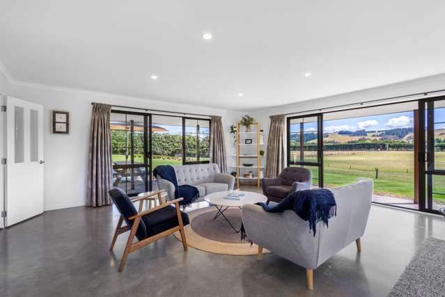 106 Davis Road Cust_4