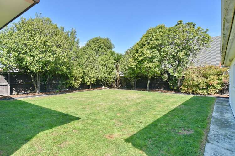 97 Bayswater Crescent Bromley_20