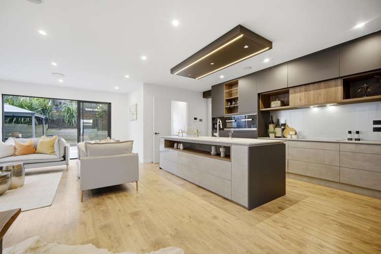 5 Luff Place Long Bay_7