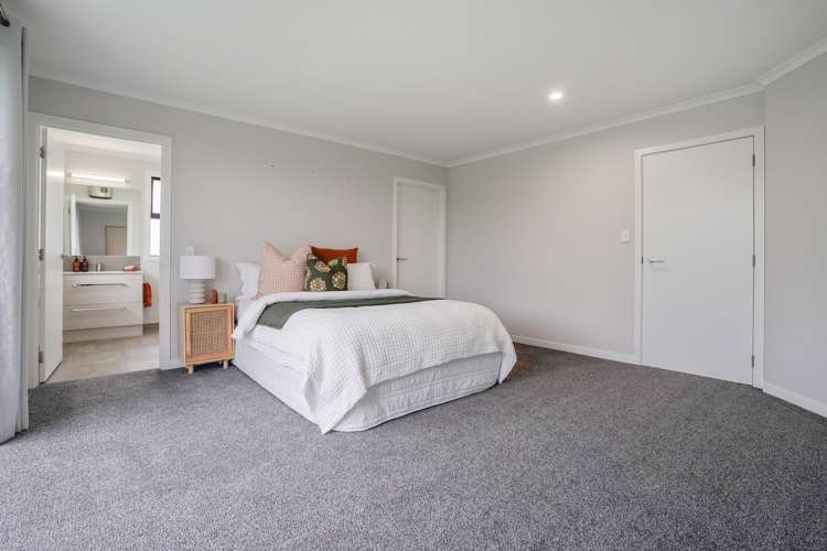 15 Chatham Rise Seaward Bush_11