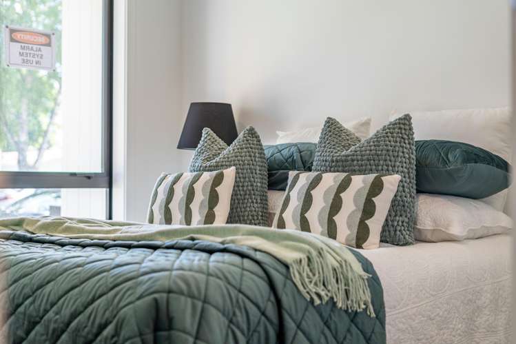 18-20 King Street Upper Hutt Central_16