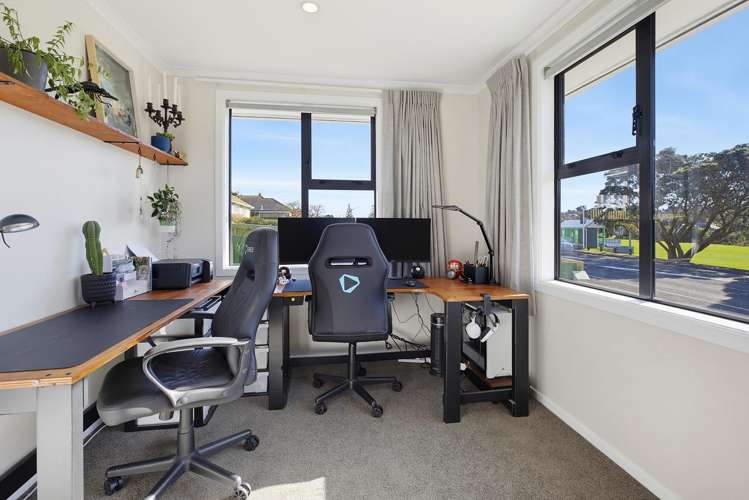 110 Main Road Titahi Bay_13