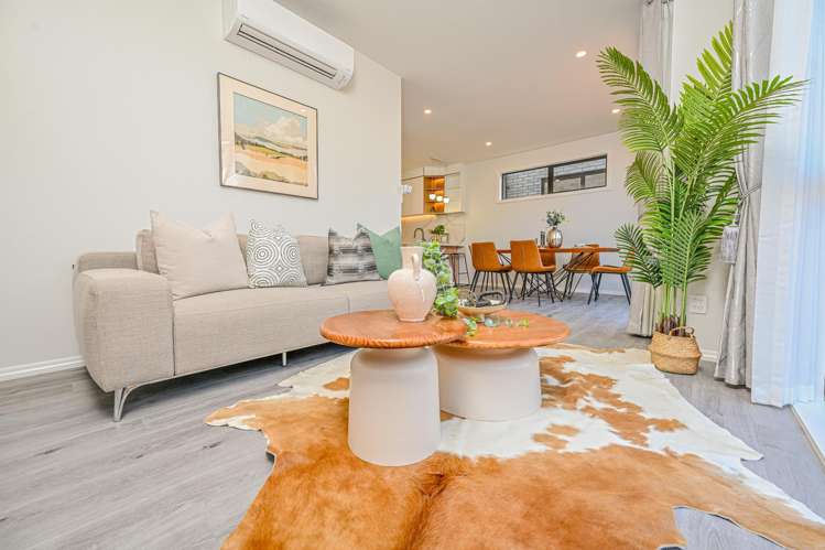 1B Galloway Crescent Farm Cove_1