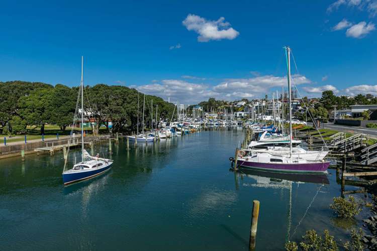 2/30 Bevyn Street Castor Bay_49