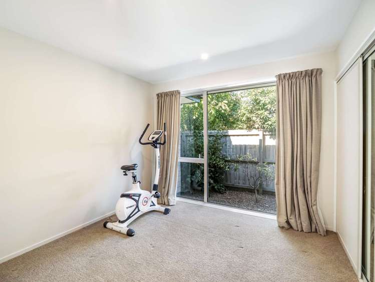 72 Sunline Avenue Lincoln_19