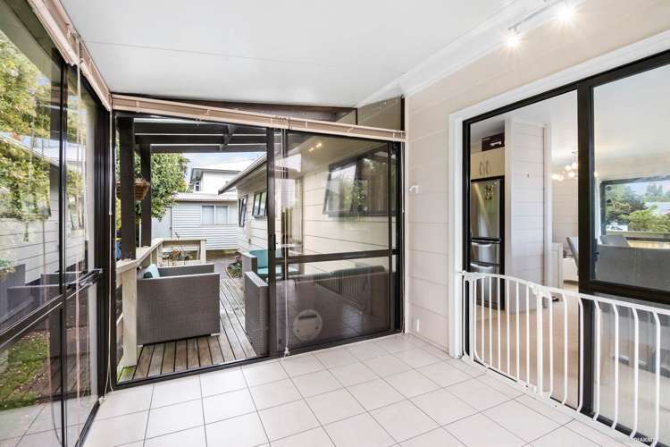 1/17 Lyndhurst Road Te Atatu South_6